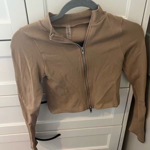 Zip up Crop Top